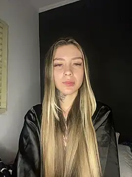 alyssa 22 online show from July 4, 4:19 am