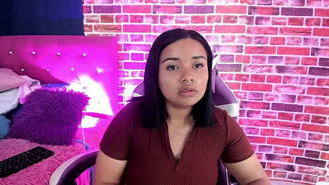 SofiiaCutee online show from April 14, 2:22 am