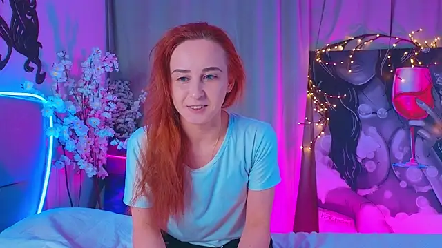 KathrynCanpbell online show from April 15, 7:03 pm