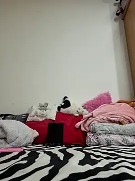 Alexisbaba12 online show from April 11, 8:01 pm