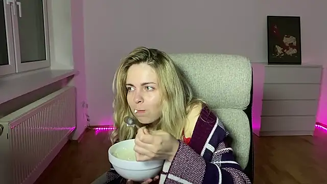 EvaKraz online show from April 11, 9:51 pm