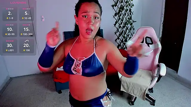 LisaTepes online show from April 11, 9:07 pm