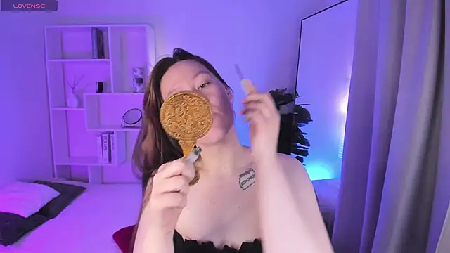 Vanessa ama online show from April 2, 7:44 pm