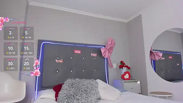 mia gomez7 online show from April 2, 1:41 pm