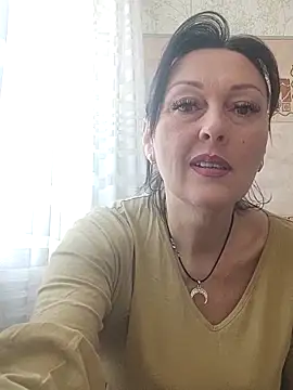 HelgaDennis online show from March 27, 6:04 am