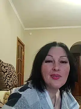 HelgaDennis online show from March 29, 4:06 pm