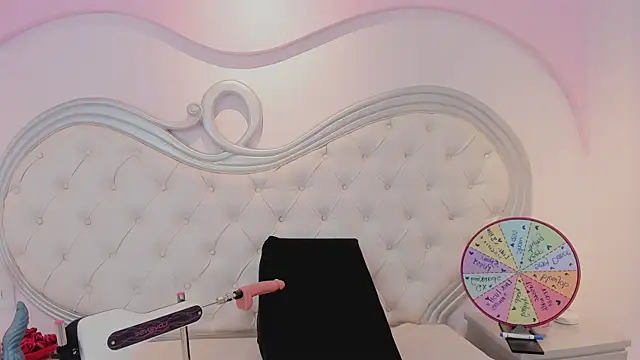 SalomeFire online show from April 15, 1:55 pm