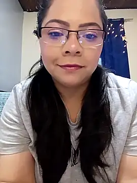 ROUSSE SINCLAIR online show from April 8, 8:11 pm