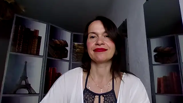 Selena Moo online show from April 14, 9:09 am