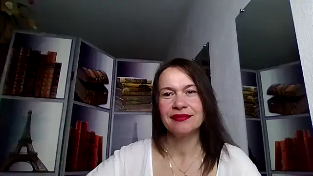 Selena Moo online show from April 11, 8:29 am