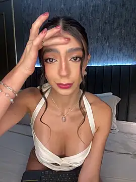 NINA ROSEE397 online show from March 27, 11:49 pm