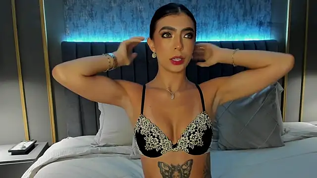 NINA ROSEE397 online show from April 11, 11:52 pm