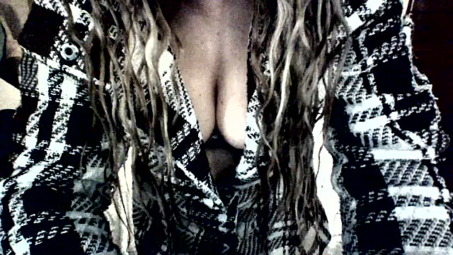 adirajade online show from March 28, 8:52 pm