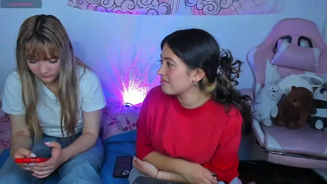 mia maddie222 online show from April 15, 1:17 am