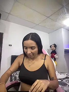 Blowjob-Queen  online show from April 1, 3:07 am