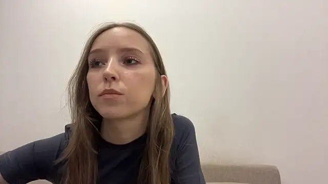 TanjaBrounson online show from March 29, 4:06 pm