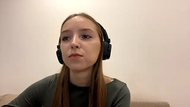 TanjaBrounson online show from March 21, 3:17 pm