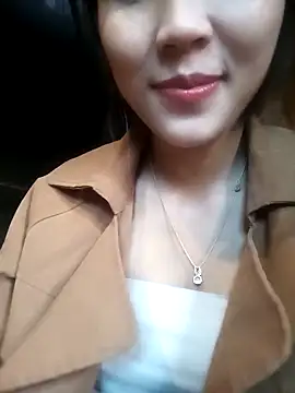 Personality-girl- online show from April 2, 2:31 am