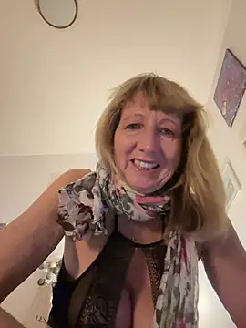 MatureKim online show from March 27, 5:46 pm