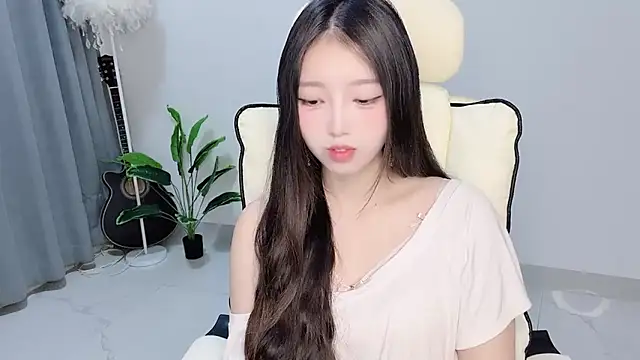 Yukiy8877 online show from April 3, 9:57 pm