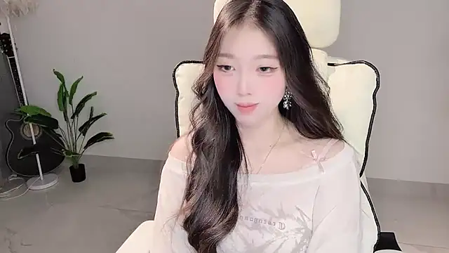 Yukiy8877 online show from April 9, 10:31 am