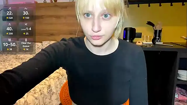 KasiGalway online show from April 5, 3:33 pm