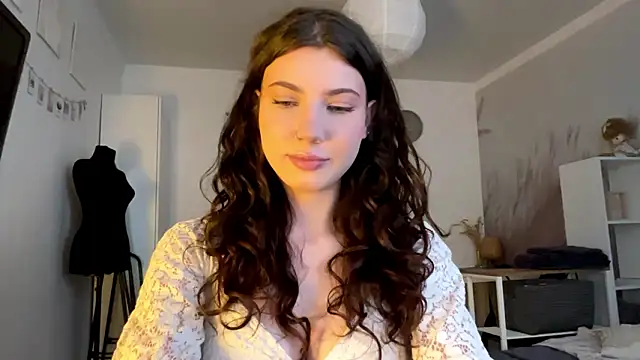 ShandyTreys online show from March 22, 1:06 pm