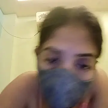 sanayabose7 online show from April 10, 6:47 pm