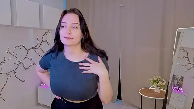 KaraNeagle online show from March 30, 6:57 am