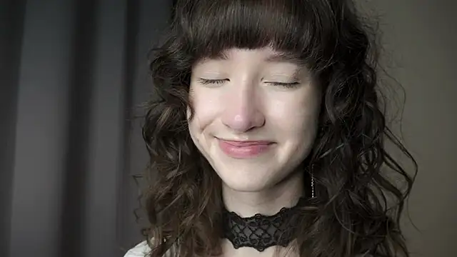 DellaLeck online show from March 31, 7:58 pm