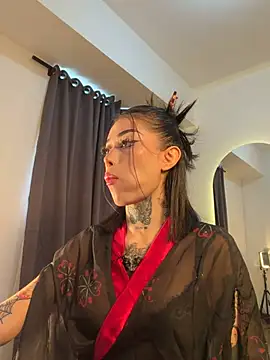 Ellelie 77 online show from April 8, 2:08 pm