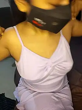 ALIZA FENDY online show from April 19, 4:29 pm