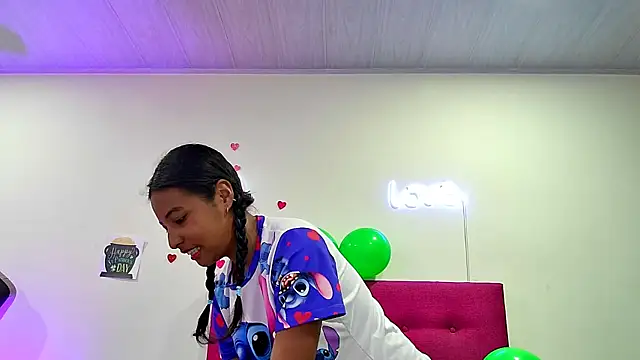 Ellie Cute7 online show from March 23, 7:20 pm