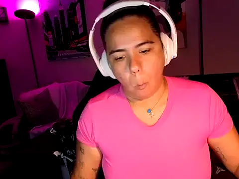 HannaJonns online show from March 30, 6:24 am