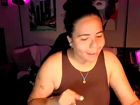 HannaJonns online show from April 15, 5:19 am