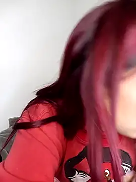 EmiilyFoxx090 online show from April 14, 5:29 am