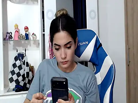 KaiaDelRio online show from March 26, 4:36 am