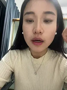 A-Kristen online show from April 11, 4:10 pm