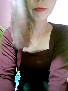 AmyLinee01 online show from April 8, 5:15 pm