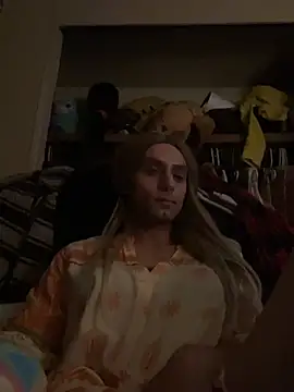 AlexAndriaStrips online show from April 16, 12:33 am