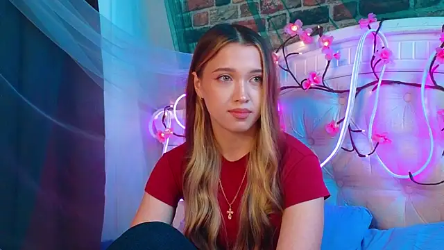 AnnaBerrys online show from April 5, 8:24 am