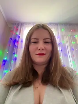 Susan Wright online show from April 1, 11:11 am