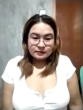 Amazingurlx online show from March 21, 4:56 pm