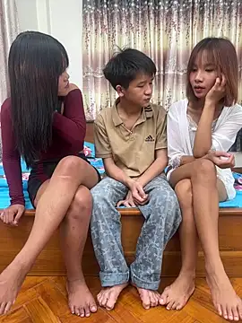 mei-678 online show from April 11, 9:02 am