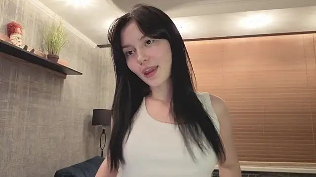 SweetieWink online show from April 14, 9:37 pm