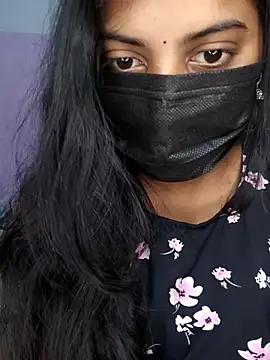 miss eyekiller12 online show from April 12, 10:40 am