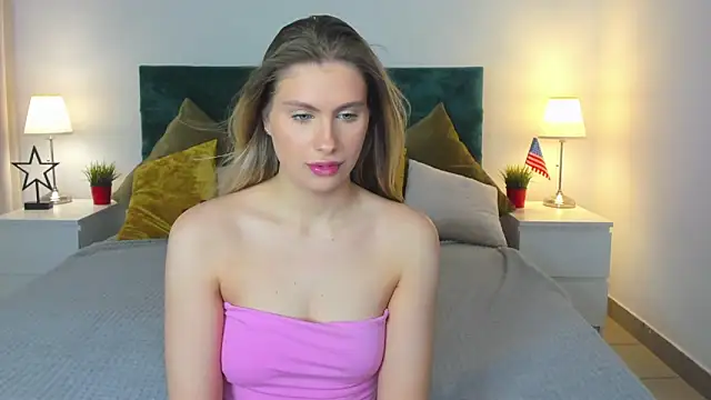 delinasis online show from April 5, 1:48 am