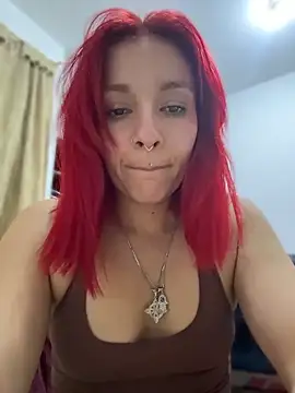 Amelie-RedHoney online show from April 11, 5:24 am