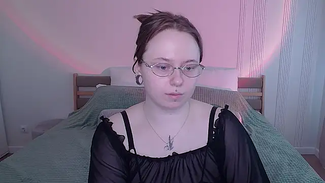 SelenaLily online show from April 4, 2:27 pm