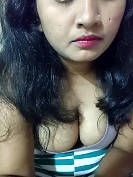 Tridha 2 online show from April 13, 7:36 pm